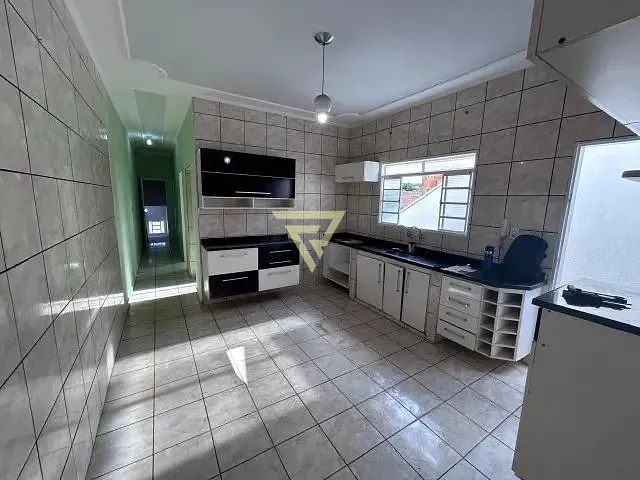 Casa com 125m² 3 quartos e 2 banheiros, à venda, no bairro Planalto Verde em Ribeirão Preto