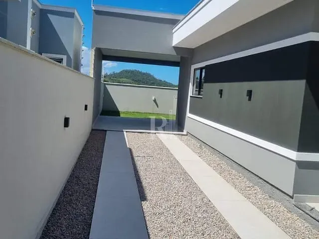 Casa 3 quartos e 2 banheiros, à venda, no bairro Areias em Tijucas