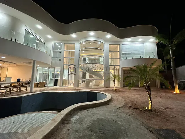 Casa com 658m² 5 quartos e 7 banheiros, à venda, no bairro Manassu em Jaboatão dos Guararapes