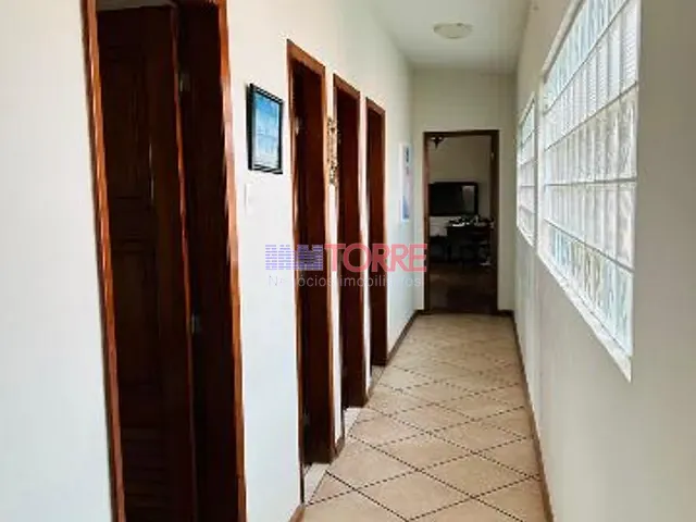 Casa com 1750m² 3 quartos e 3 banheiros, à venda ou para alugar, no bairro Góes Calmon em Itabuna