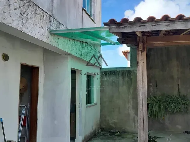 Casa 3 quartos e 2 banheiros, à venda, no bairro Nossa Senhora da Vitória em Ilhéus
