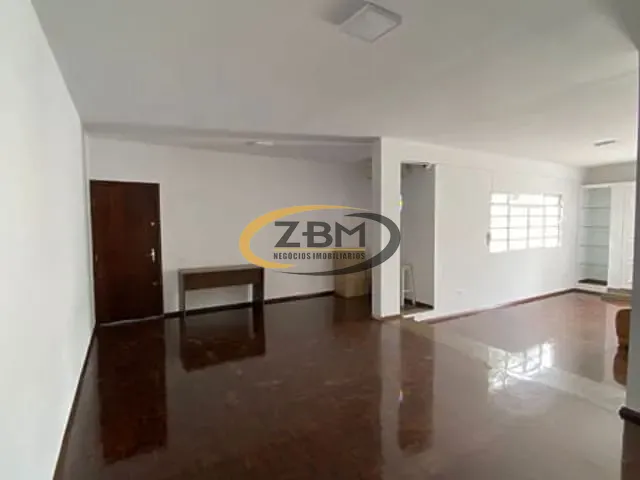 Casa com 394m² 4 quartos e 4 banheiros, à venda, no bairro Quebec em Londrina