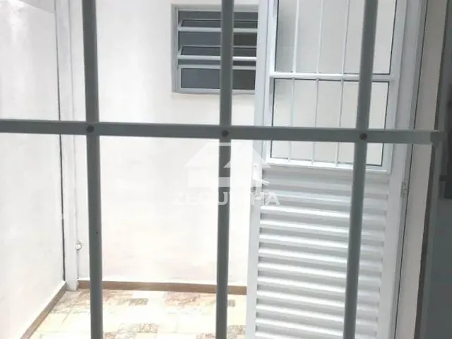Casa com 197m² 3 quartos e 2 banheiros, à venda, no bairro Km 18 em Osasco