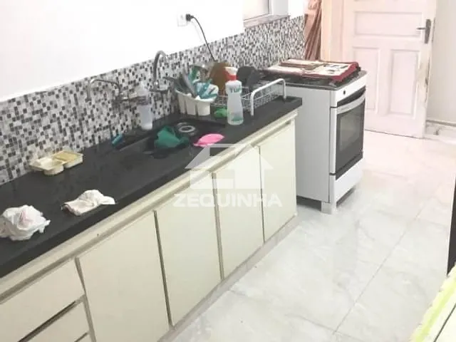 Casa com 197m² 3 quartos e 2 banheiros, à venda, no bairro Km 18 em Osasco