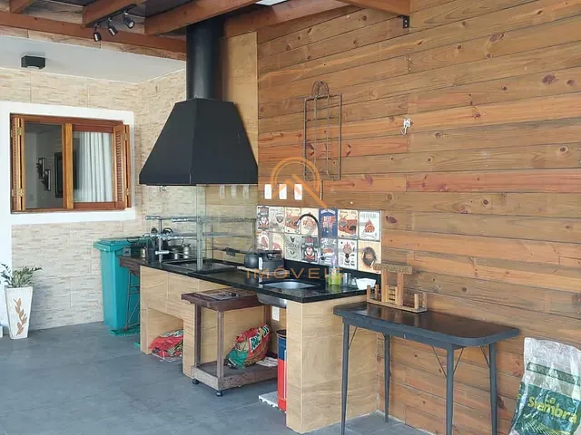 Casa com 154m² 4 quartos e 2 banheiros, à venda, no bairro São Gonçalo em Pelotas