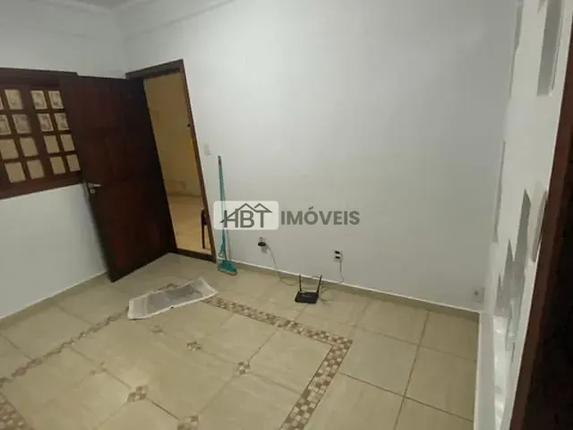 Casa 3 quartos e 2 banheiros, à venda, no bairro Parque Bauru em Bauru