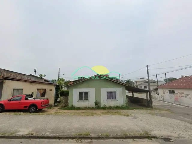 Casa à venda, no bairro Ribeirão da Ilha em Florianópolis