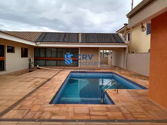 Casa com 720m² 5 quartos e 7 banheiros, à venda, no bairro Quebec em Londrina