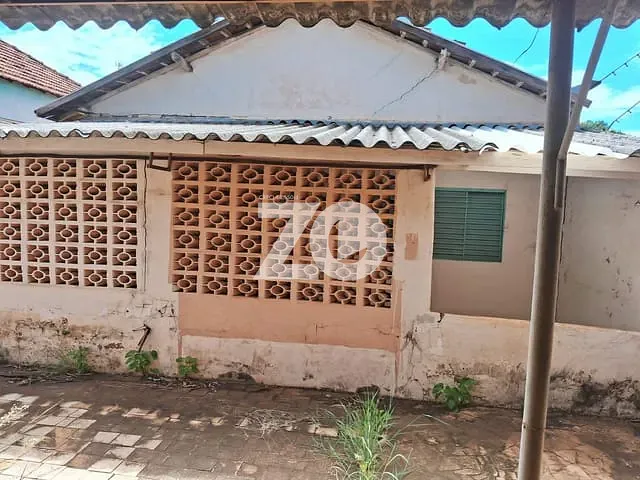 Casa 2 quartos e 1 banheiro, à venda, no bairro Vila Camargo em Bauru