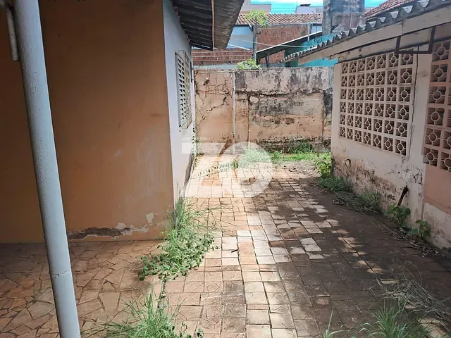 Casa 2 quartos e 1 banheiro, à venda, no bairro Vila Camargo em Bauru