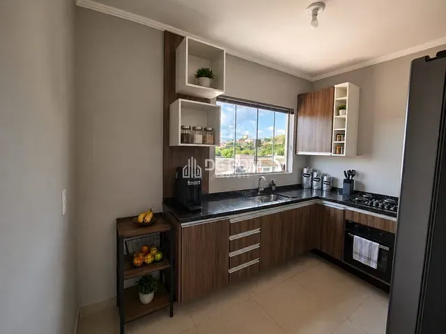Casa 2 quartos e 2 banheiros, à venda, no bairro Loteamento Campo das Aroeiras em Poços de Caldas