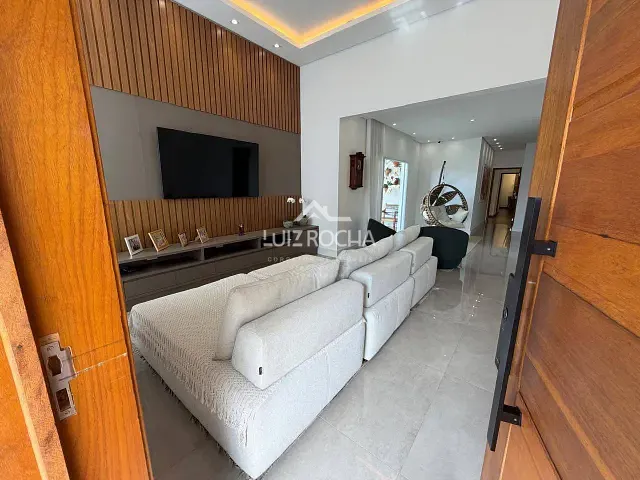 Casa com 600m² 3 quartos e 4 banheiros, à venda, no bairro Jardim Haras Bela Vista em Vargem Grande Paulista