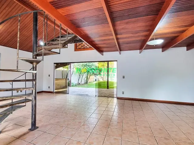 Casa com 472m² 4 quartos e 4 banheiros, à venda, no bairro Urbanova em São José dos Campos