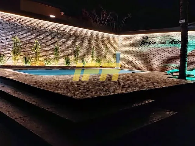 Casa com 750m² 2 quartos e 2 banheiros, à venda, no bairro Chácara Flórida em Taubaté
