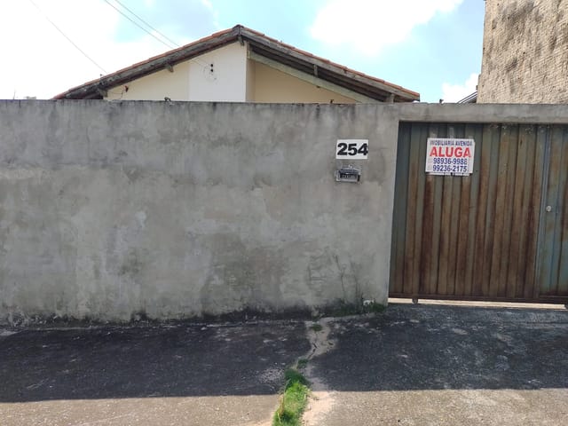 Casa com 180m² 1 quarto e 1 banheiro, à venda, no bairro Conjunto Habitacional Parque Itajaí em Campinas