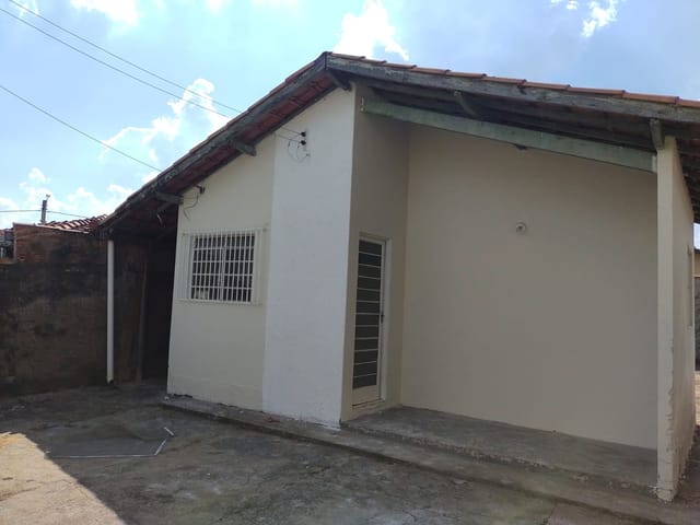 Casa com 180m² 1 quarto e 1 banheiro, à venda, no bairro Conjunto Habitacional Parque Itajaí em Campinas