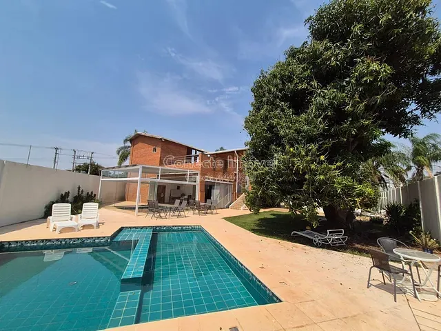 Casa com 1000m² 3 quartos e 4 banheiros, à venda, no bairro Jardim Holanda em Holambra