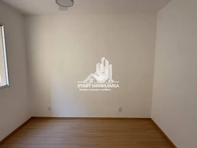 Casa 2 quartos e 1 banheiro, à venda ou para alugar, no bairro Parque Água Comprida em Bauru
