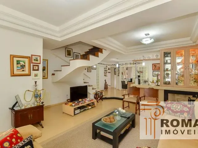 Casa com 278m² 4 quartos e 6 banheiros, à venda, no bairro Santa Felicidade em Curitiba