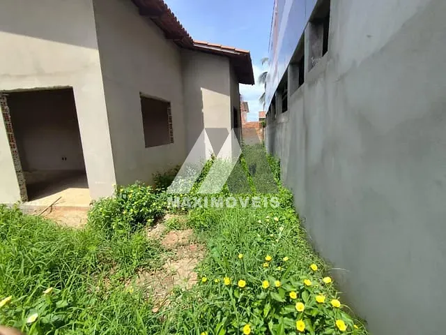 Casa com 382m² 3 quartos e 2 banheiros, à venda, no bairro De Fátima em Araçuaí