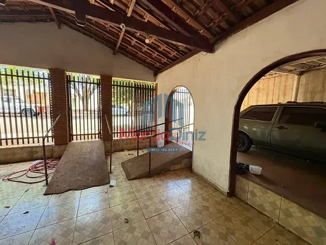 Casa com 250m² 3 quartos e 1 banheiro, à venda, no bairro Vila São Jorge em Ituverava