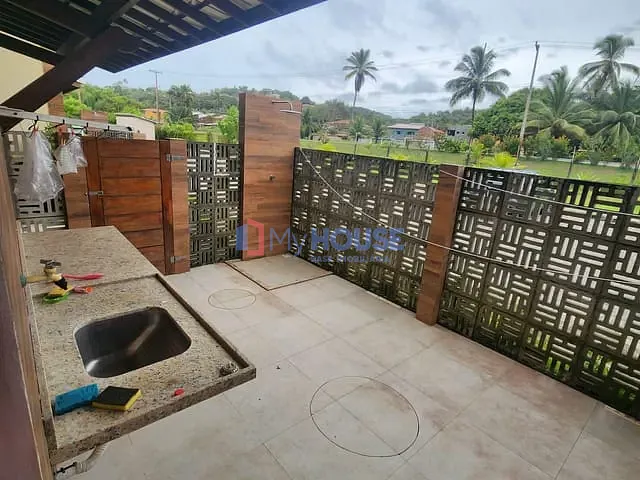 Casa 5 quartos e 6 banheiros, à venda, no bairro Nossa Senhora da Vitória em Ilhéus