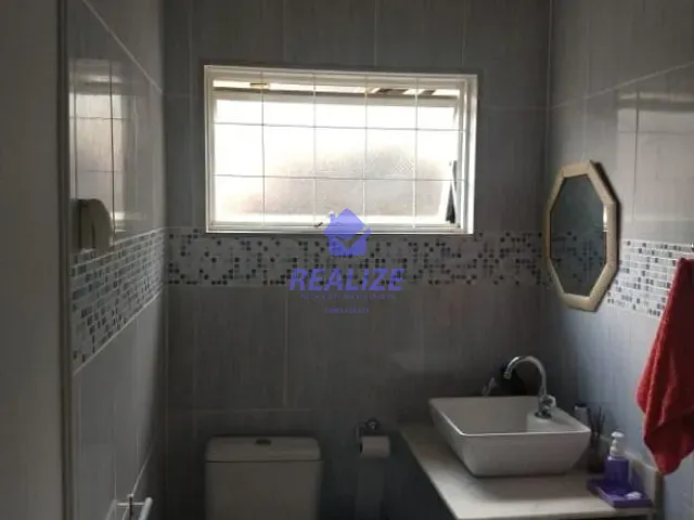 Casa com 600m² 3 quartos e 1 banheiro, à venda, no bairro Alto em Botucatu