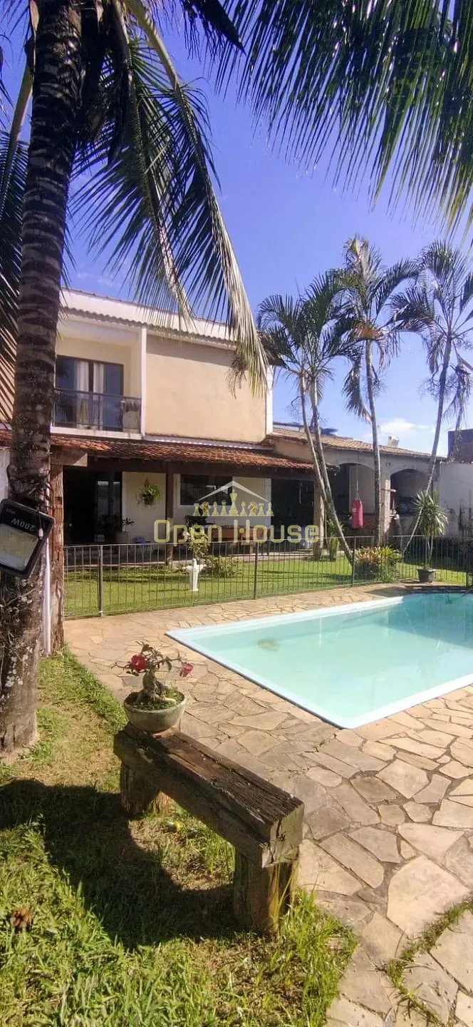 Casa, 3 quartos, 374 m² - Foto 1