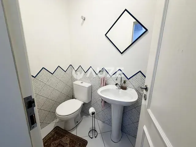 Casa com 250m² 3 quartos e 3 banheiros, à venda, no bairro Santa Felicidade em Curitiba