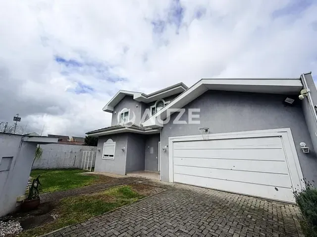 Casa com 250m² 3 quartos e 3 banheiros, à venda, no bairro Santa Felicidade em Curitiba