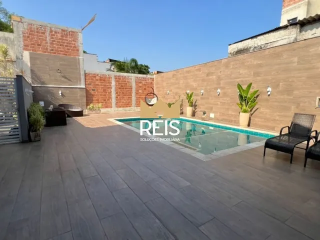 Casa 4 quartos e 3 banheiros, à venda, no bairro Campo Grande em Rio de Janeiro