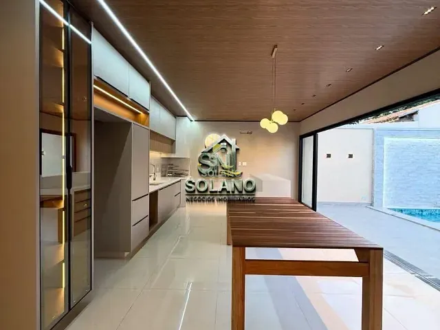Casa com 234m² 3 quartos e 4 banheiros, à venda, no bairro Jardim Europa em Goiânia