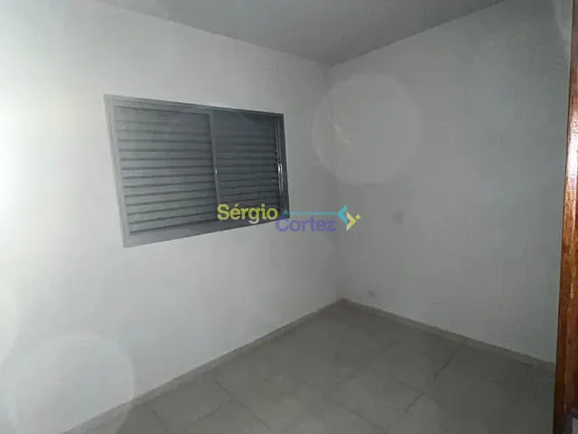 Casa 3 quartos e 1 banheiro, à venda, no bairro Santa Izabel em Londrina