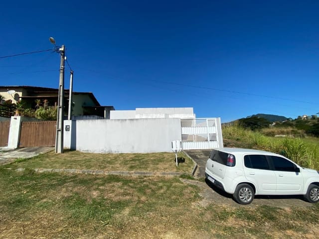 Casa com 360m² 3 quartos e 2 banheiros, à venda, no bairro Village Rio das Ostras em Rio das Ostras