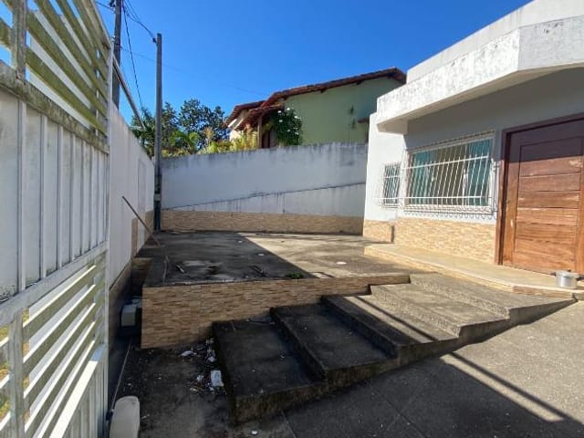Casa com 360m² 3 quartos e 2 banheiros, à venda, no bairro Village Rio das Ostras em Rio das Ostras