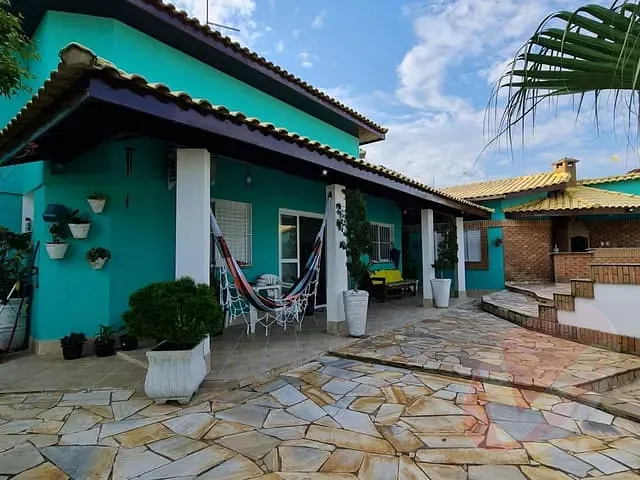 Casa com 403m² 3 quartos e 4 banheiros, à venda, no bairro Jardim Imperador em Praia Grande