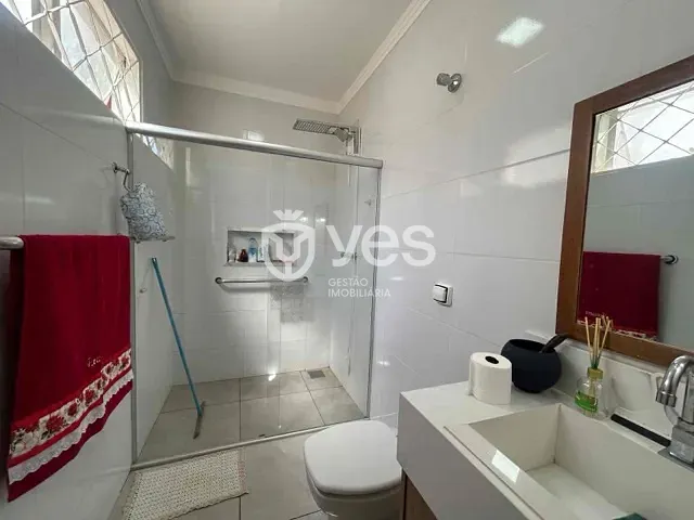 Casa com 480m² 4 quartos e 3 banheiros, à venda, no bairro Vila João Ribeiro em Araxá