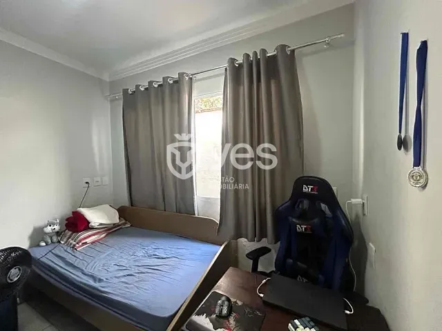 Casa com 480m² 4 quartos e 3 banheiros, à venda, no bairro Vila João Ribeiro em Araxá