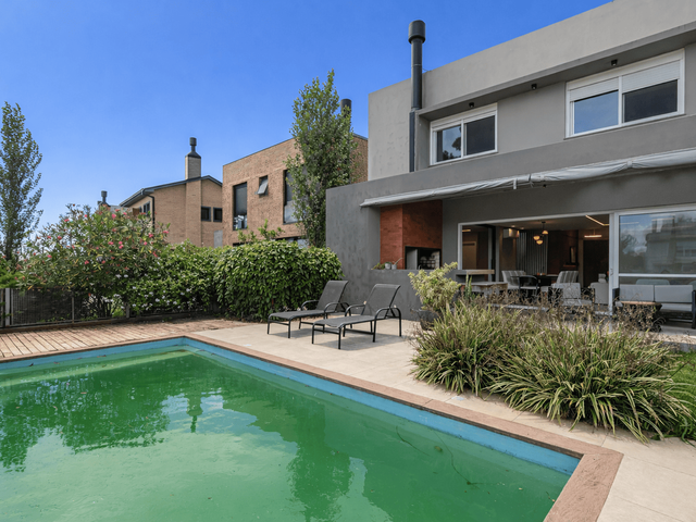 Linda casa no Condomínio Veredas