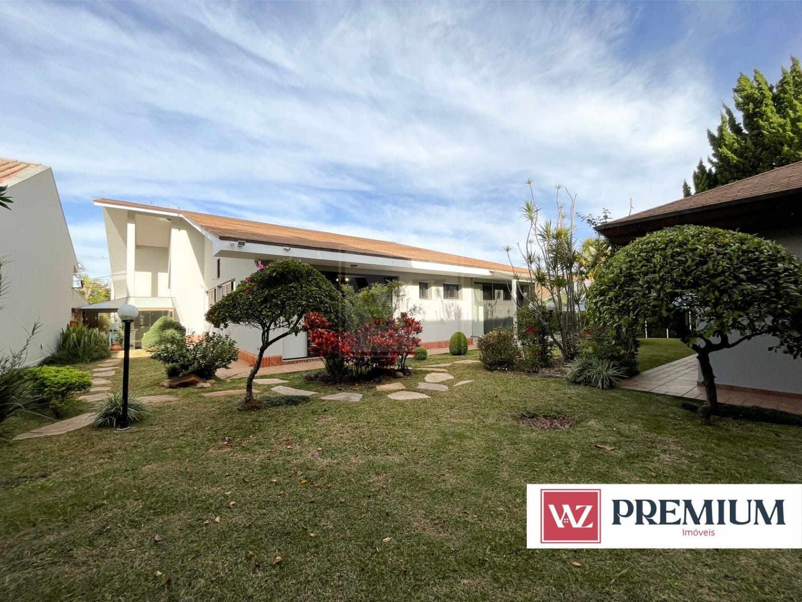 Casa à venda com 4 quartos, 1000m² - Foto 32