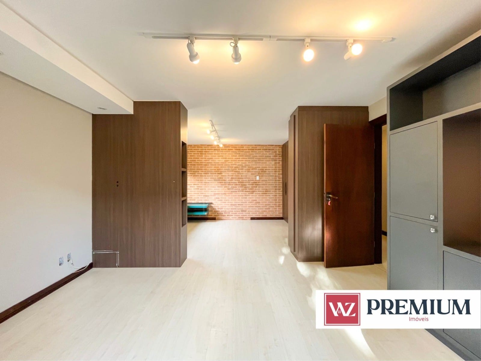 Casa à venda com 4 quartos, 1000m² - Foto 36