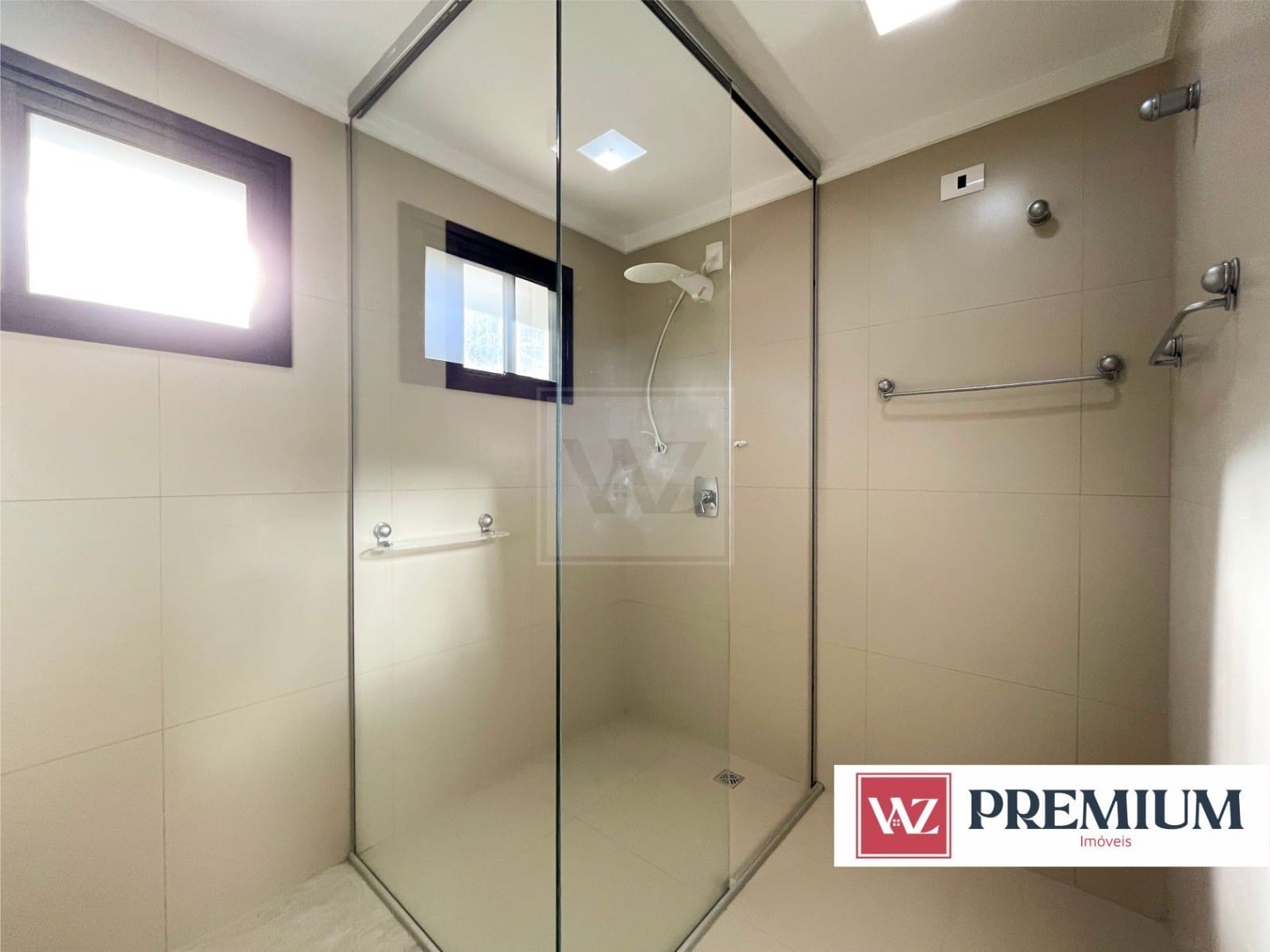 Casa à venda com 4 quartos, 1000m² - Foto 37