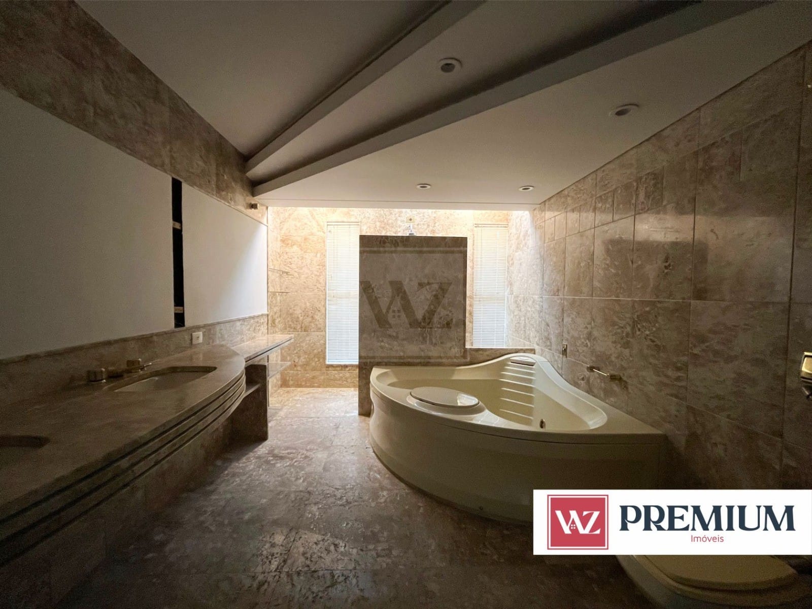 Casa à venda com 4 quartos, 1000m² - Foto 42