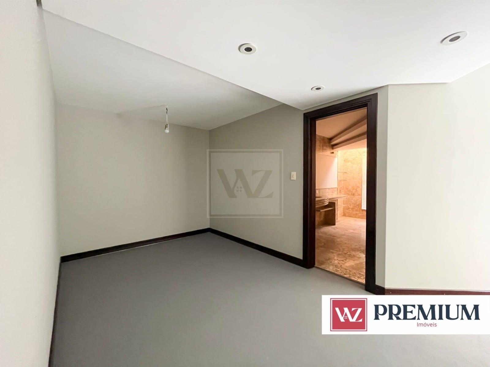 Casa à venda com 4 quartos, 1000m² - Foto 43