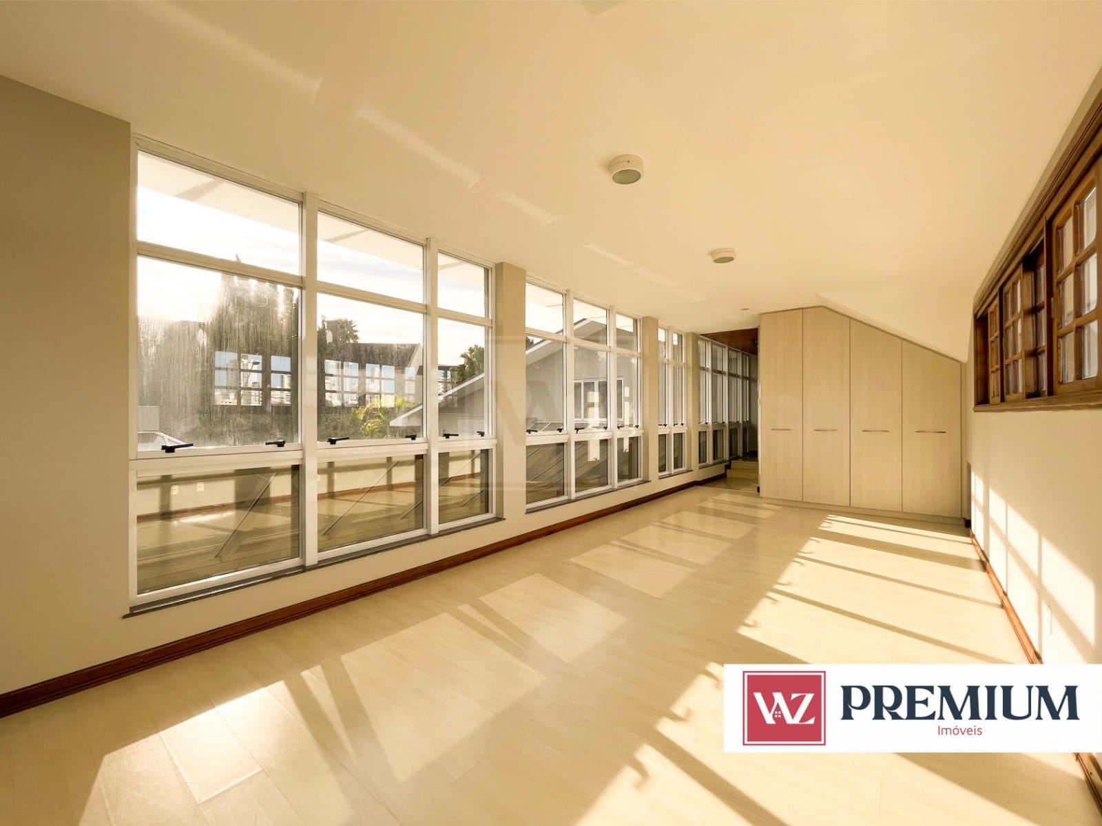 Casa à venda com 4 quartos, 1000m² - Foto 48