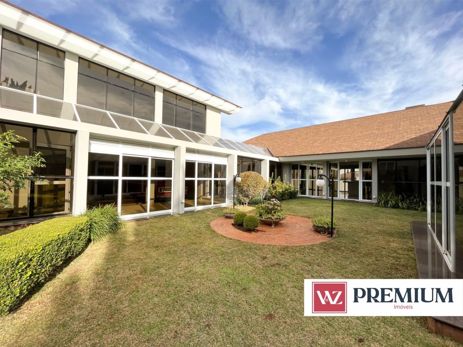 Casa à venda com 4 quartos, 1000m² - Foto 50
