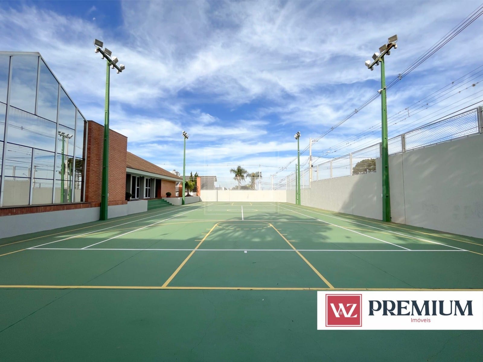 Casa à venda com 4 quartos, 1000m² - Foto 58