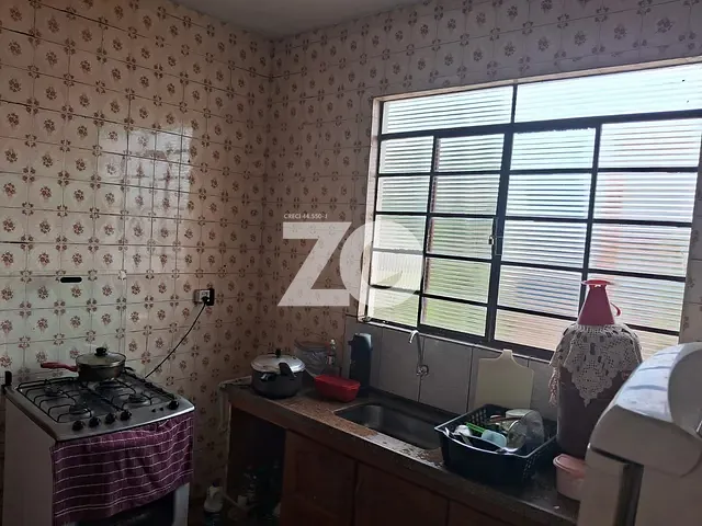 Casa com 320m² 4 quartos e 2 banheiros, à venda, no bairro Vila Santa Luzia em Bauru