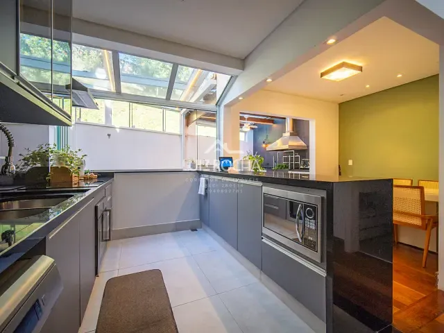 Casa com 185m² 3 quartos e 2 banheiros, à venda, no bairro Jardim Rebelato em Cotia