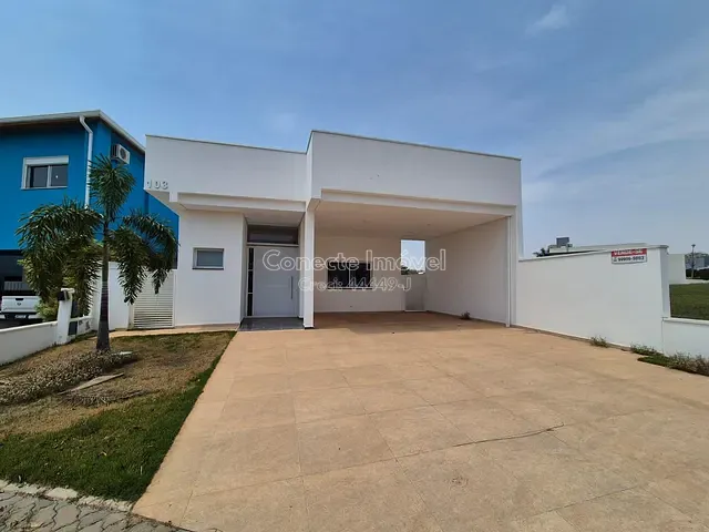 Casa com 399m² 2 quartos e 3 banheiros, à venda, no bairro Condomínio Flor D'Aldeia em Holambra